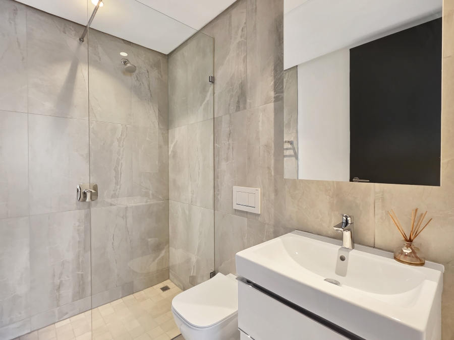 2 Bedroom Property for Sale in De Waterkant Western Cape